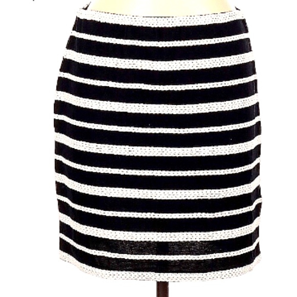 Max pencil skirt